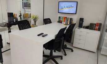 Imagem 2: Sala comercial, mobiliada, 49,50 m², andar alto, excelente localização no setor Bueno!