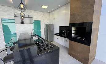 Imagem 2: 4 quartos, sendo 2 suítes. Espaço gourmet com piscina aquecida