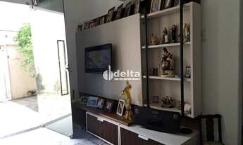 Imagem 3: Casa residencial disponível para venda no bairro Pacaembu em Uberlândia-MG