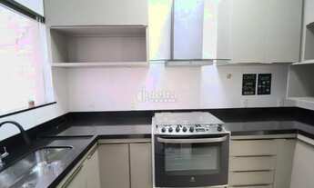 Imagem 7: Casa em condomínio com 3 quartos sendo 1 suíte disponível para locação em Uberlândia - MG