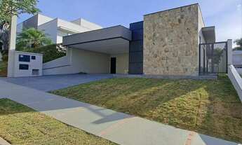 Imagem: Casa à Venda com 3 Suítes, Piscina e Espaço