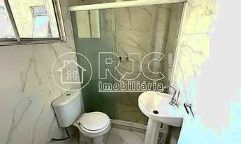 Imagem 6: Imóvel para venda possui 65 metros quadrados com 2 quartos