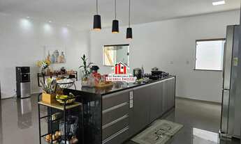 Imagem 7: Casa Térrea no Parque Lusitano com 3 Quartos sendo 1 Suíte, Escritório e Piscina