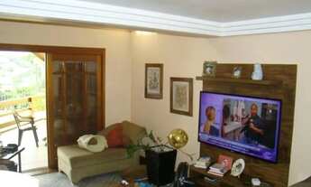 Imagem 6: Casa de 370m² - 4 dormitórios, 2 suítes e 4 vagas de garagem no bairro Espírito Santo