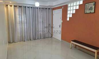 Imagem: Oportunidade - Casa Sobrado Geminada com