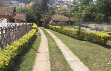 Imagem 7: MARAVILHOSA CASA PARA RESIDENCIAL OU COMERCIAL COM PISCINA E MUITA ÁREA VERDE NO BAIRRO JA