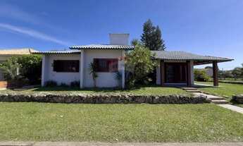 Imagem: Casa dos Sonhos a 1 Quadra do Mar em Xangri-lá