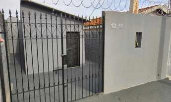 Imagem: Casa com 1 dormitórios para venda no bairro