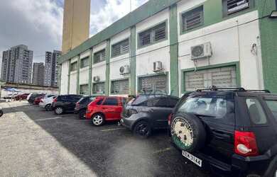 Imagem 3: Galpão de 6.00m² em terreno de 13.00m, entrada para caminhões - Presidente Altino- Osasco