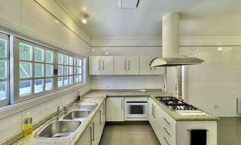 Imagem 5: Imóvel para aluguel e venda possui 456 metros quadrados com 3 quartos