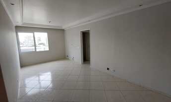 Imagem 3: Apê com bar, closet, 90 m² e 2 quartos