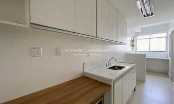 Imagem 7: Apartamento para aluguel possui 109 metros quadrados com 3 quartos em Lagoa - Rio de Janei