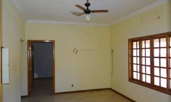 Imagem 5: Esta casa linear em um terreno de 720m2 é perfeita para você que gosta de espaço. Ref.:CA0