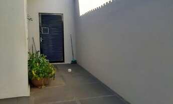 Imagem 5: Casa para venda possui 220 metros quadrados com 3 quartos em Icaray - Araçatuba - SP