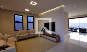 Imagem: Casa de Condomínio para Aluguel - Gramadão