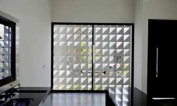 Imagem 6: Linda casa com 3 suítes e garagem para 4 carros - Jardins Bolonha