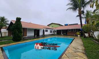 Imagem: Casa a venda em peruibe com 5 quartos sendo