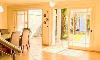 Imagem 3: Sobrado para Venda - 223m², 4 dormitórios, sendo 1 suites, 4 vagas - Moinhos de Vento