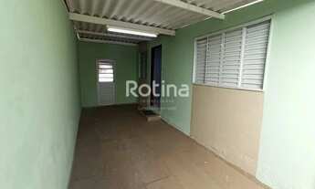 Imagem 2: Casa para alugar, 2 quartos, 1 suíte, 1 vaga, Luizote de Freitas - Uberlândia/MG - R$ 1.20