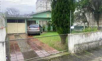 Imagem: Casa em Balneário Camboriú no bairro das