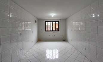 Imagem 3: Casa residencial com 3 quartos para alugar por R$ 3700.00, 240.00 m2 - IRIRIU - JOINVILLE