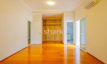 Imagem 7: Casa de condomínio para aluguel possui 512 metros quadrados com 4 quartos