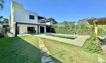 Imagem 4: Cond. Vintage - Moderna, rua tranquila, 4 suítes (1 no térreo), piscina!