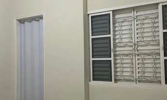 Imagem 3: Alugo casa com suíte, sala, cozinha, banheiro e área de serviço