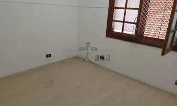 Imagem 7: Oportunidade - Casa Sobrado - Parque Industrial - 4 Dormitórios - 180m²