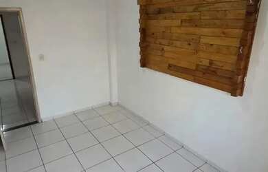 Imagem 4: Apartamento para aluguel possui 65 metros quadrados com 2 quartos em Canudos - Belém - PA