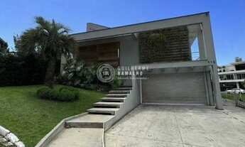 Imagem: Residência de Alto Padrão no Condomínio