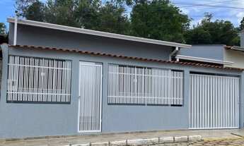 Imagem: Vende casa em Piranguinho