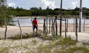 Imagem 2: Terreno fundo para o Rio em Santo Amaro do Maranhão