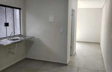 Imagem 3: Casa com 1 dormitórios para venda no bairro Jardim Ouro Verde