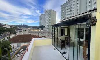 Imagem 5: *Cobertura com 2 Quartos e Churrasqueira na Glória, Porto Alegre - Oportunidade Única!*