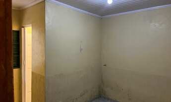 Imagem 3: Aluguel de casa de fundos na QNL 24