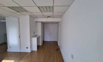 Imagem 6: ÓTIMA SALA COMERCIAL LOCALIZADA NA DIVISA DA VILA OLÍMPIA COM VILA NOVA CONCEIÇÃO