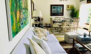 Imagem 9: Você vai adorar conhecer esta casa de 3 pavimento muito charmosa!