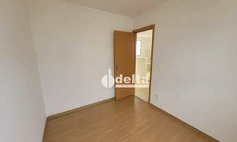 Imagem 6: Apartamento com 2 dormitórios para alugar, 44 m² por R$ 600,00/mês - Shopping Park - Uberl