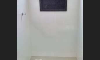 Imagem 2: Sobrado para venda possui 100 metros quadrados com 2 quartos em Jardim Europa - Uberlândia