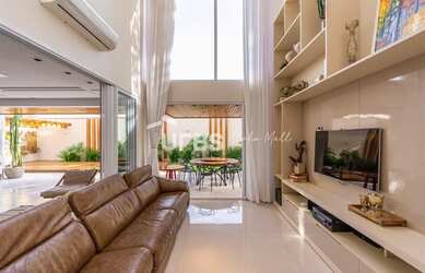 Imagem 4: Casa de condomínio para venda com 369 metros quadrados com 4 quartos