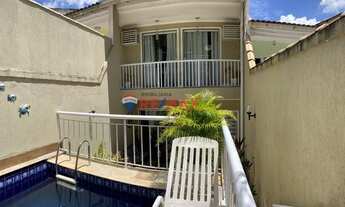 Imagem: Casa à venda com 3 quartos, sendo 1 suíte