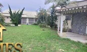 Imagem 2: LINDA CASA COM VISTA ETERNA PARA O RIO