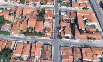 Imagem 4: Casa para aluguel possui 450 metros quadrados com 3 quartos em Messejana - Fortaleza - CE