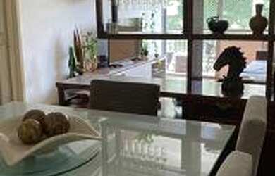 Imagem 2: Apartamento para venda possui 110 metros quadrados com 2 quartos em Botafogo - Rio de Jane