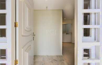 Imagem 5: Casa para Venda - 289m², 3 dormitórios, sendo 1 suites, 4 vagas - Teresópolis