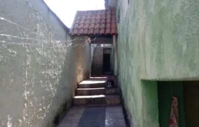 Imagem 2: CASA BELA VISTA Casa com 4 dormitórios