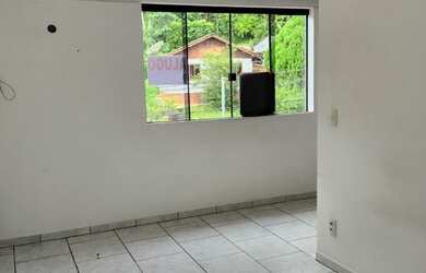 Imagem 4: AMPLA KITNET NO SALTO WEISSBACH