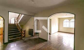 Imagem 5: Casa para Aluguel - Mangabeiras, 4 Quartos, 440 m2