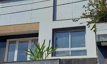 Imagem: Linda casa com piscina, no Bairro Jardim